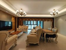 锦江区 天誉花园 四房 596万