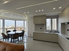 一品山水交通和科技旁边状元楼地脚好出小区就是市场商业街公交站