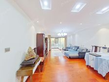 玺萌公馆·南北三居,满五年,小区中心位置,有地下车位