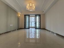 北滨路 观音桥商圈 3号线出口 精装大四房 看小区中庭!!