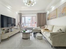 成华区 红枫岭三期 三房 166.3万