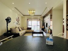 锦江区 华韵天府 四房 193.8万