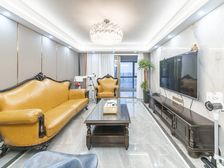 必看好房 玉兰广场五期 4室2厅 豪华精装修品牌家电家具急售