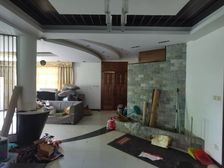 华丰庄园4室2厅2卫南朝向1500.0万元/套出售