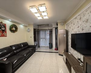 郡西花苑(格兰星辰)3室2厅1卫南朝向129.0万元/套出售