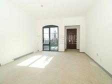 五环内!新社区!英伦风格!电梯联排别墅!人车分流!院80平!