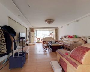 赋海仁居,北海东明校近,谷德广场旁 小区 小区环境好