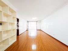 南北通透四合上院3室2厅精装修