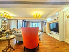 渝北区 龙湖昱湖壹号萃峯 四房 338万