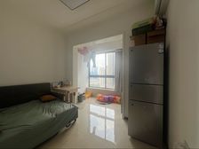 渝中区 罗宾森尚城华府 二房 100万