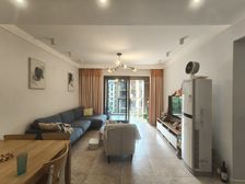 渝北区 龙湖两江新宸云澜 三房 190万