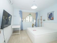 地铁口电梯房,边套全明,朝南一房,厨卫朝北,黄金楼层采光好