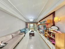 江北嘴 精装三房 东南朝向 位置安静 轻轨房 出行便利