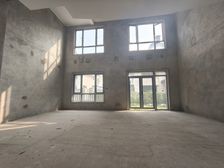 400平大花园的联排端户 璧山城中心的全新别墅小区 带电梯井