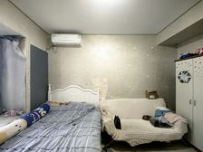 我的天好点的车位也就是这个价格了