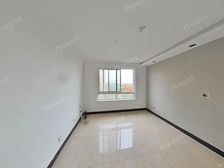 前排无遮挡 近南门电梯中间楼层 14年小区 9号线曹路50米