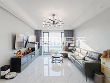 南北通透华润昆仑域3室2厅精装修