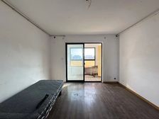 15号线美谷大道站 高层大三房 次新房136平258万