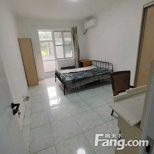 劲松业主两居室出租,紧邻地铁10号线劲松站