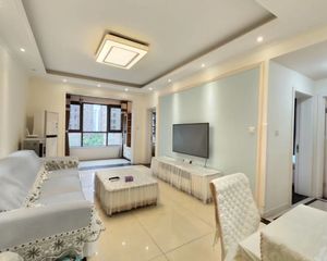 绿地468公馆三期 3室1厅 东南