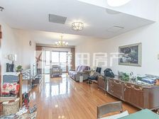 2室2厅蓝堡国际公寓南区