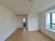 少有南北通大一房带阁楼,低总价看房随时