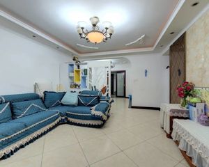 锦江城市花园一期 3室1厅 西南