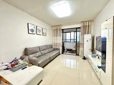 送车位 南北通透 89平 万达华府 诚心出售 价格可议