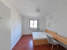 正南高安路100弄小区1室精装修