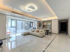 首开龙湖景粼玖序三期 4室2厅 南