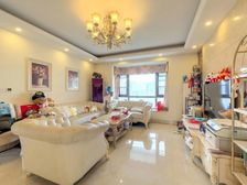 翡翠城四期 3室1厅 西