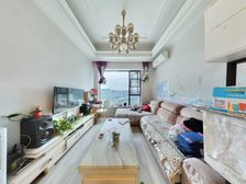 阳光100米娅中心二期 3室1厅 西