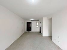 龙控公园道 98平小三房,户型方正,随时看房,可谈,,