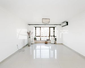 4室2厅珠江帝景E区