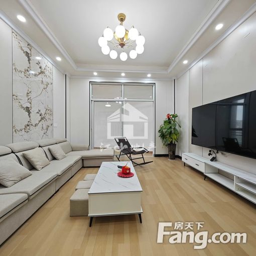 恒大苹果园精装三房 南向高层 3600元/月