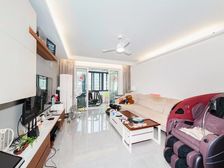 电梯高区,精装几十个,近自住两年,保养较好,品质小区居住舒适