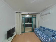 精品一房!!户型是小区顶好的!!业主诚意高