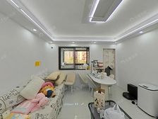 9号线12号双轨交,精装修,南北双阳台的户型。