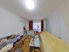 6号线十里堡站,炫特嘉园,正规东南两居室,满五年,一层没遮挡