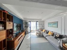 有车位和储藏室精装地暖,高区苏州河景观,南北通透