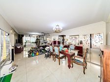 4室2厅万豪国际公寓