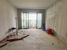 领誉府楼龄新楼层视野好楼间距宽毛坯房5房随意装修