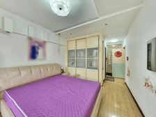 苹果城平层大三室 好楼层采光好 总价低 近