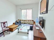 南山公园 65平精装2房 18万