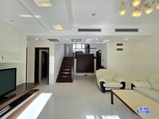 浦东张江精装南向别墅 云间绿大地170平3房