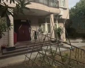 太古城独栋别墅 可翻新改造 位置很好 独立私家大花园 诚售