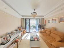 近地铁 电梯房 精装,通风好 新上房源