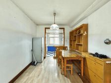 心海假日 一楼带院南北通透大两室