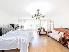 富力城D区4室2厅精装修