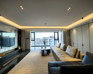 滨河鸣翠府4室2厅2卫南朝向1050.0万元/套出售